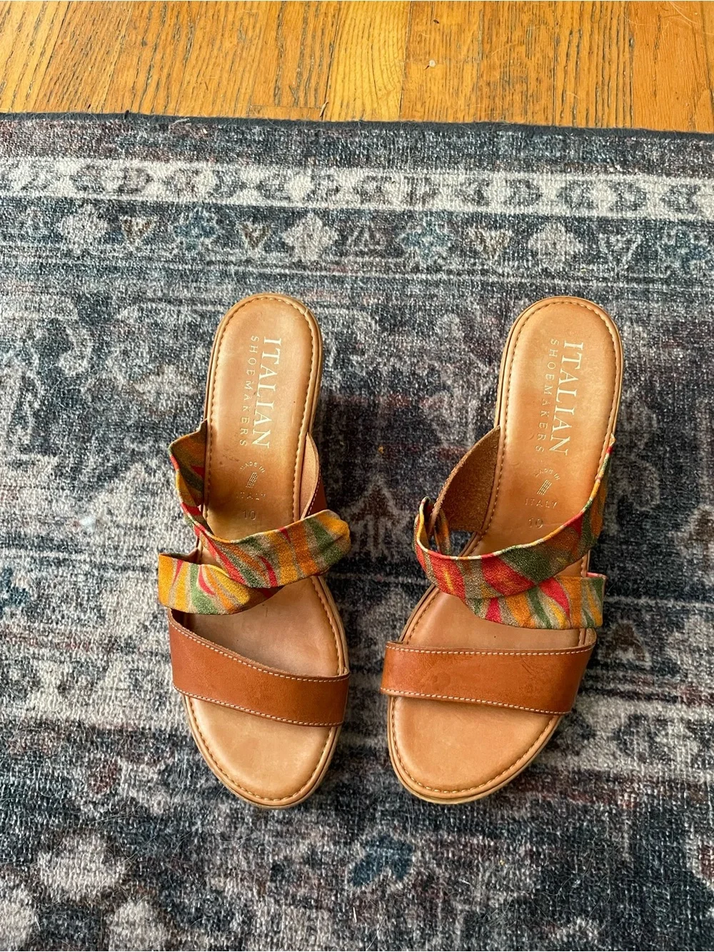 🥭Italian shoemakers wedge sandals🥭